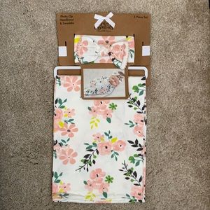 New! Floral bow and swaddle set